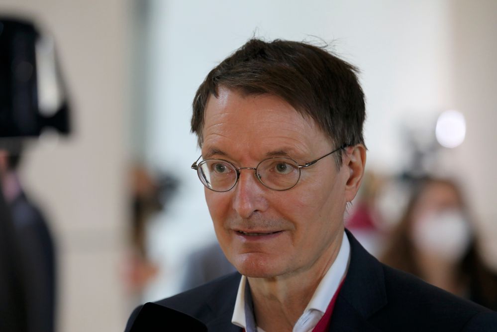 שר הבריאות של גרמניה: "יהיה צורך בחיסון רביעי"