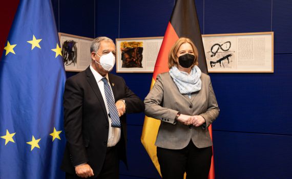 יו"ר הכנסת בגרמניה: "אירן מושכת זמן, אנחנו מוטרדים"