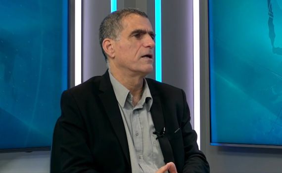 מוסי רז באולפן: "לא חושב שבנט ירצה להיזכר ככה"