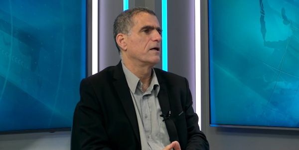 מוסי רז באולפן: "לא חושב שבנט ירצה להיזכר ככה"