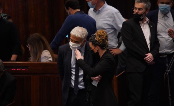 "נעשה הכל כדי שהממשלה תחזיק מעמד עוד זמן רב"