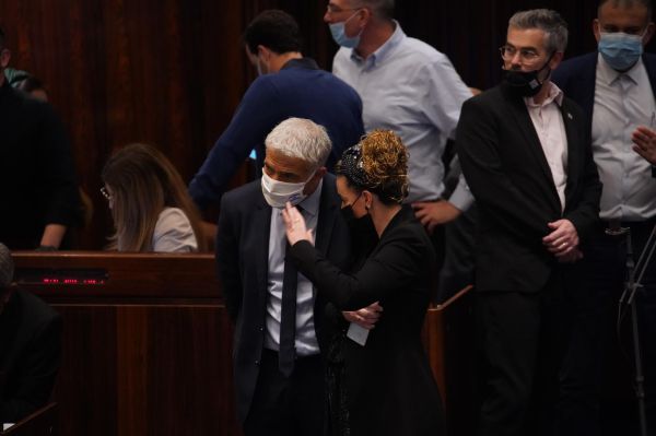 "נעשה הכל כדי שהממשלה תחזיק מעמד עוד זמן רב"