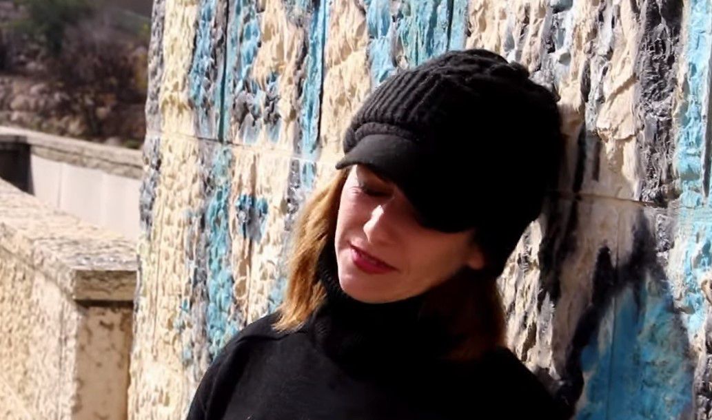 בעקבות פרשת חיים ולדר: ריקה רזאל בסינגל חדש וחשוף