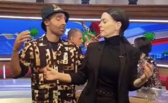 מתבקש: עומר אדם ומרב מיכאלי בארץ נהדרת| צפו: