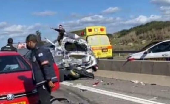 הרוג ו-14 פצועים בתאונה קטלנית בכביש החוף