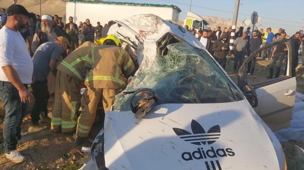 7 הרוגים ו-2 פצועים אנוש בתאונה בין רכב למיניבוס