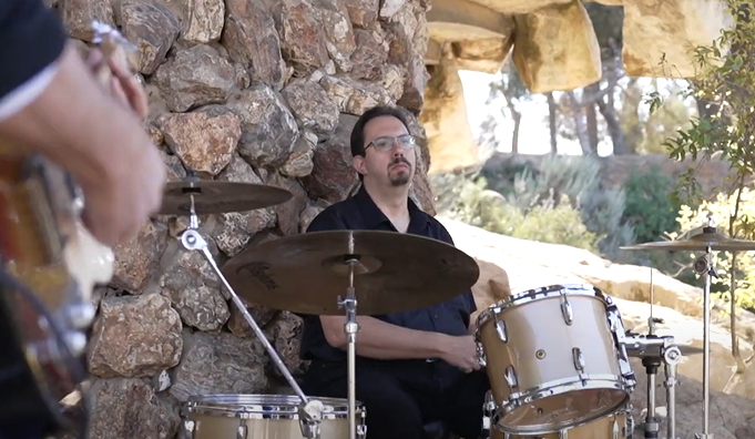 צפו: הפיוט שכולכם מכירים כמו שעוד לא שמעתם