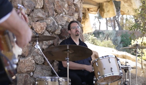 צפו: הפיוט שכולכם מכירים כמו שעוד לא שמעתם