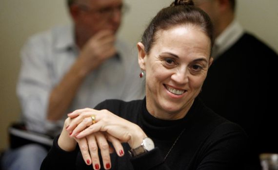 אנחנו עושים עוול לרות קלדרון