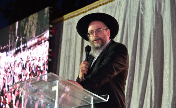 צפו: שיעורו השבועי של הרב אליהו