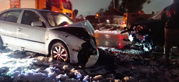 שלושה לכודים בתאונת דרכים חזיתית בגוש עציון