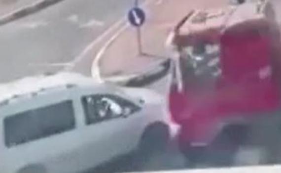 תיעוד קשה: רגע התאונה בה נהרגו 7 בני אדם. צפו