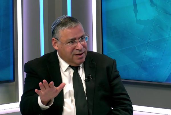 אחיו של משה קצב: הוא לא מצטער שהלך עד הסוף