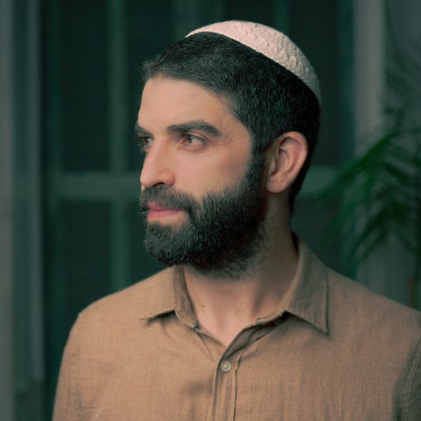 "שיר נולד מהצחוק שבתוך הכאב"| אלירן כהן בשיר חדש