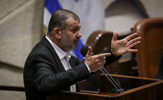 על רקע המתחים: הדיון על ניתוב חוק האזרחות – מחר