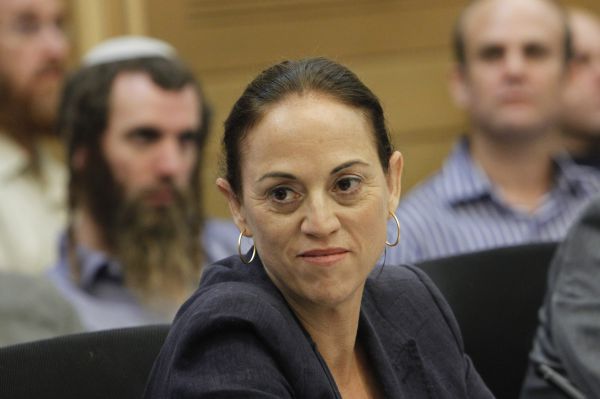 האם בנט יתמוך במועמדת הרפורמית של לפיד?