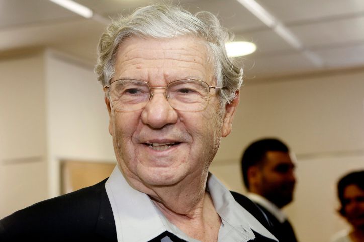 אהרן ברק: "נתניהו יודה שלא תפרו לו תיק"