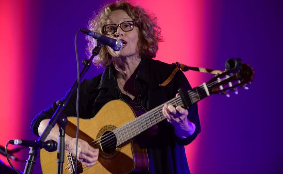 חווה אלברשטיין חלתה בקורונה, המופע שלה יידחה