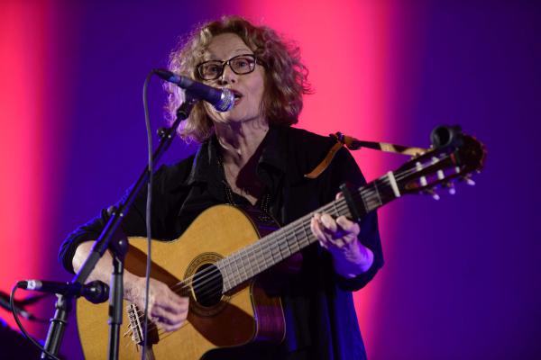 חווה אלברשטיין חלתה בקורונה, המופע שלה יידחה