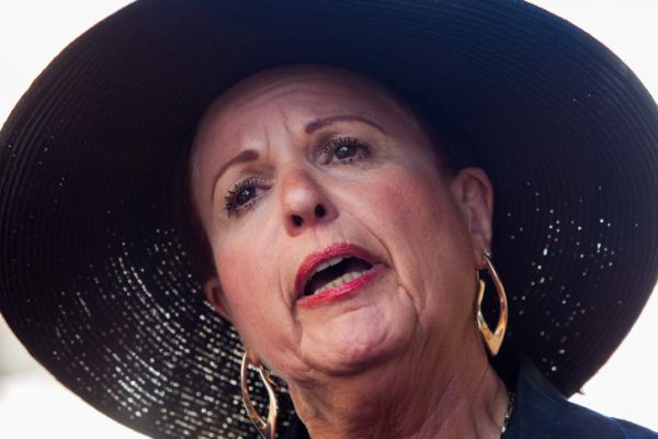 הציבור נקרא להתפלל לרפואת אסתר פולארד