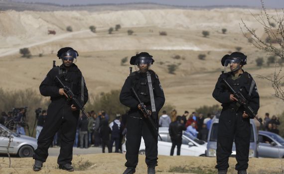 נטיעות קק"ל תחת אבטחה; שוטר נפצע בהתפרעויות
