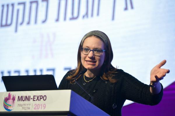 סיוון רהב מאיר: "חטפתי כאפה מפרשת חיים ולדר"