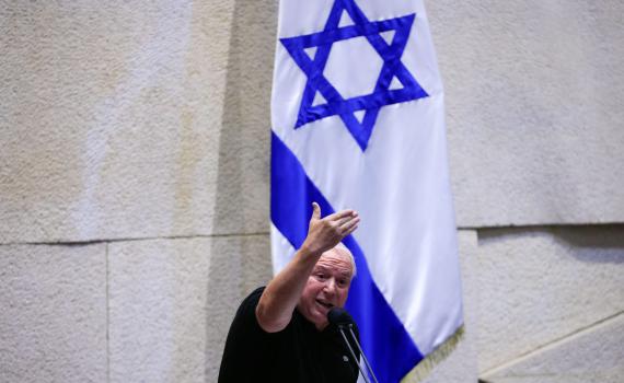 לפי אמסלם, חובה לטאטא את המפגינים לפח האשפה של ההיסטוריה | דעה