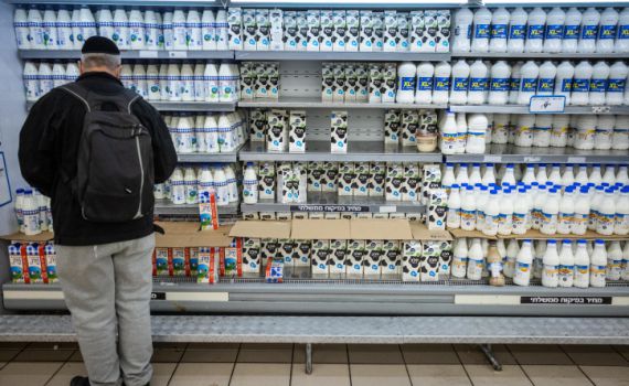 ראש מועצת החלב לסרוגים: המחסור בגלל הקורונה