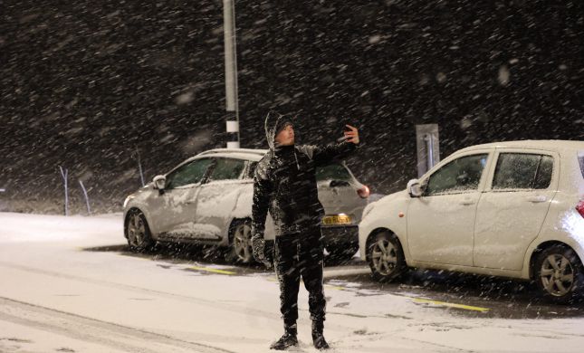  בגלל השלג: בוטלו הלימודים בירושלים; הכבישים נחסמו