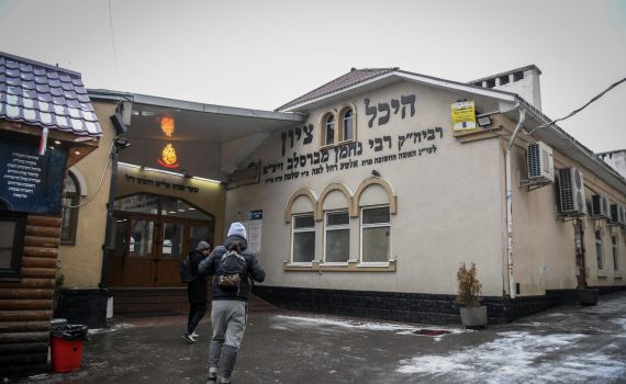 הרב הראשי של אוקראינה: "לא להגיע השנה לאומן"