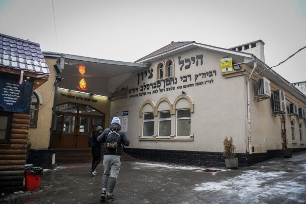 אוקראינה: נאפשר לחסידי ברסלב להגיע לאומן