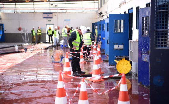 4 חודשים לאחר הבריחה: החל מיגון כלא גלבוע