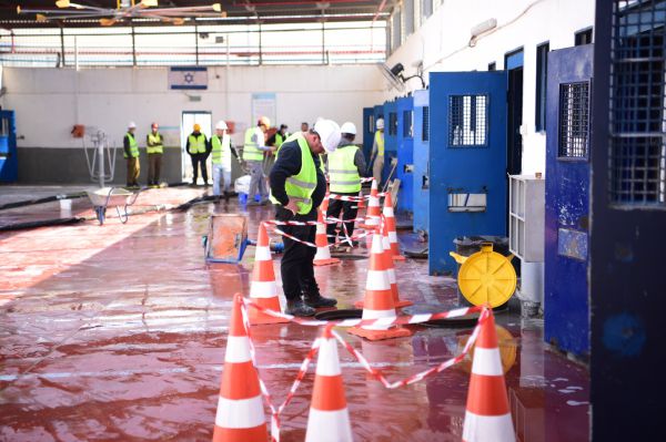 4 חודשים לאחר הבריחה: החל מיגון כלא גלבוע