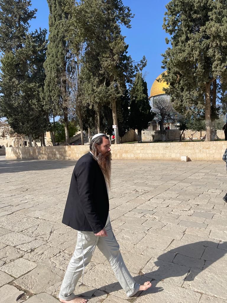 לאחר שהורחק: הרב אריה ליפו עלה להר הבית