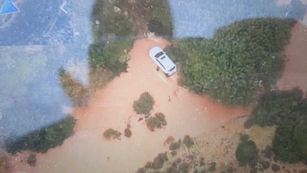 רכב נסחף בתוך נחל קנה שבשומרון, 2 לכודים חולצו