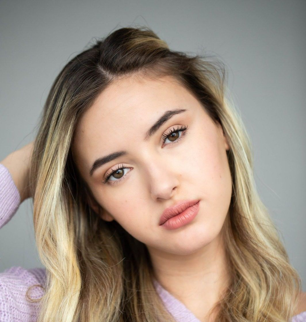 כך נראית השחקנית החילונית בלבוש חרדי