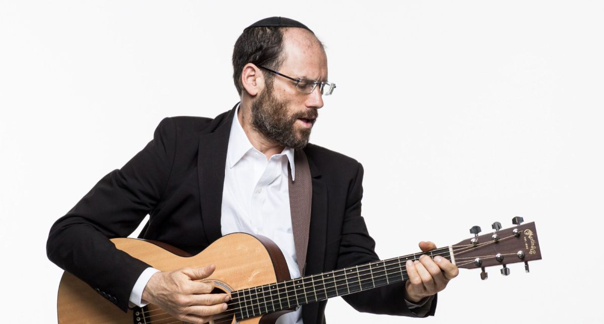 לכבוד יום השואה הבינ"ל: אהרון רזאל בשיר חדש