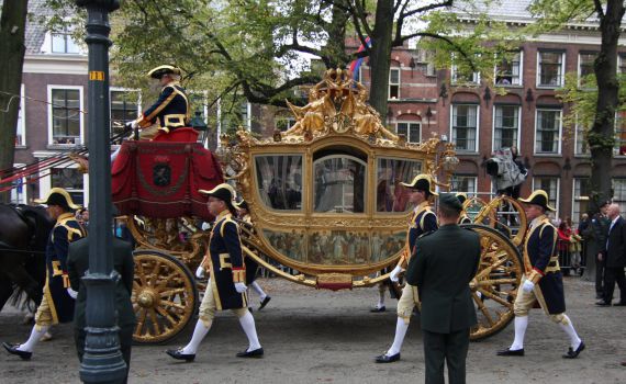 המהפך המפתיע של משפחת המלוכה ההולנדית