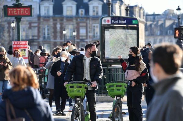 "סוף המגפה באירופה עשוי להגיע אחרי האומיקרון"
