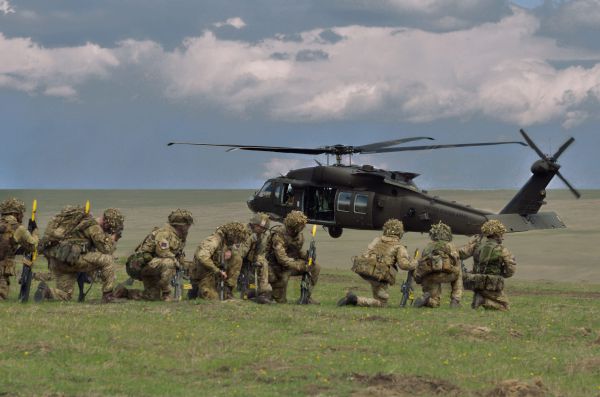 הכוחות יוכפלו? בריטניה באיום משמעותי על רוסיה