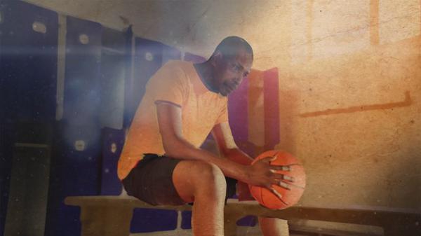 מה הסיבה שאגדת הכדורסל אולסי פרי במסע בישראל?