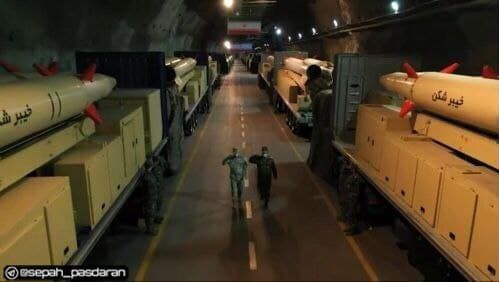 איראן חושפת טיל חדש שעמיד למערכת כיפת ברזל