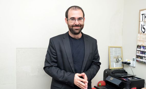 אמיר מויאל צחק על עצמו בפייסבוק ונחסם