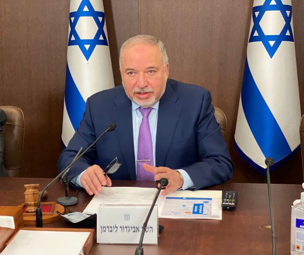 "בכוונתנו להגדיל את העוגה ולחזק את מעמד הביניים"