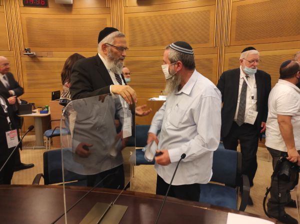 ח״כ מעוז קורא ליהודי אוקראינה: עלו ארצה