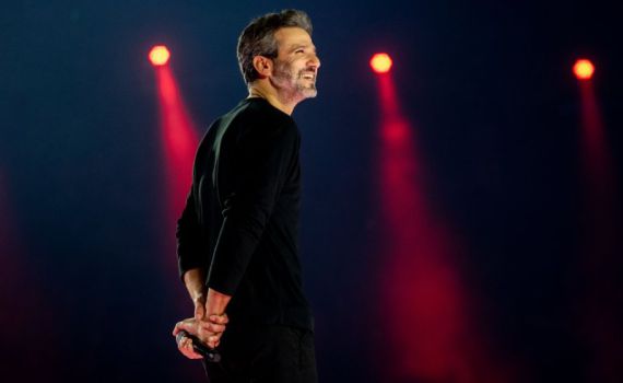 "השנים היפות"| עידן חביב בשיר חדש עם קליפ מרגש