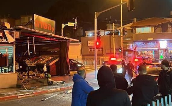 במהלך הלילה: רימון הושלך לעבר בנו של זמר מוכר