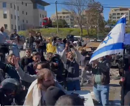 אחרי הקמת הלשכה: מהומות בשמעון הצדיק|צפו