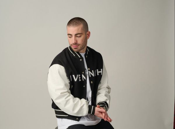 גל אדם באלבום בכורה: "הכל אני"