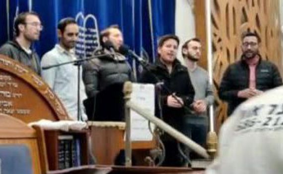 כיפה לייב בביצוע לזכרה של אסתר פולארד ז"ל | צפו